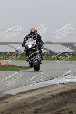 media/Nov-29-2025-TrackDaz (Sat) [[10ae2d9bce]]/A Group/Session 4 (Wheelie Bump)/